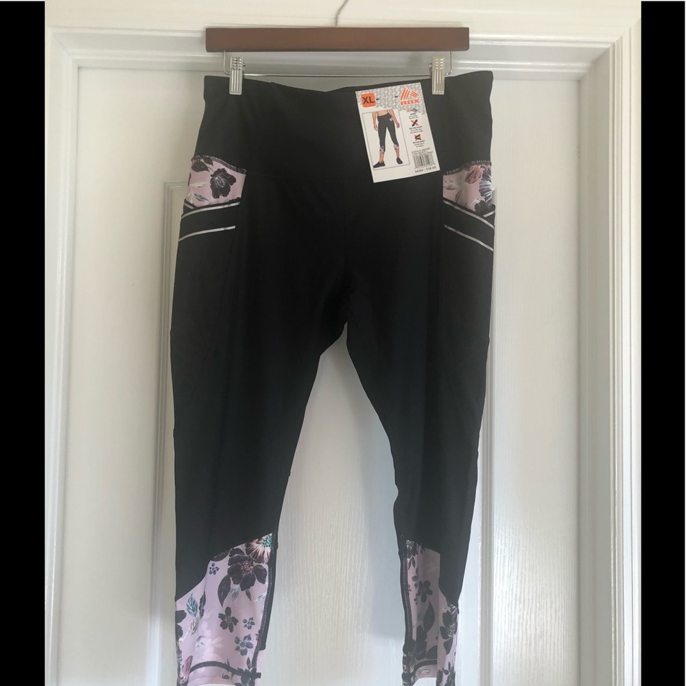 Cropped workout leggings